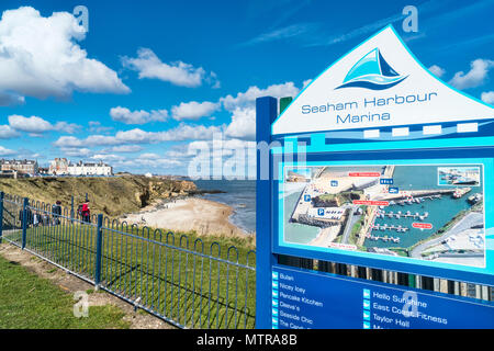 Seaham Marina, Porto, segno, Cleveland, County Durham, England, Regno Unito Foto Stock