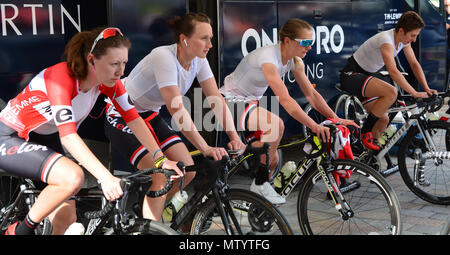 Salisbury, Wiltshire, Regno Unito. Il 31 maggio 2018. 2018 OVO Energy Tour serie Grand Final. Nikki ginepro del team NJC-Biemme-Echelon e vincitore delle donne individuale gara. Credito: JWO/Alamy Live News Foto Stock