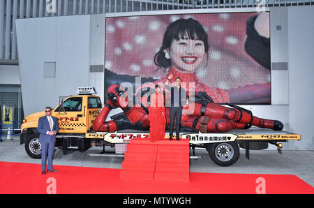 Ryan Reynolds, 29 maggio 2018, Tokyo, Giappone : attore Ryan Reynolds(R) e attrice Shioli Kutsuna frequentare il Giappone premiere per 'Deadpool 2' a Roppongi Hills a Tokyo in Giappone il 29 maggio 2018. Foto Stock