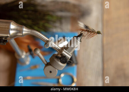 MNFT 56/40 pz perline testa mosche da pesca a MNFT 56/40 pz perline testa mosche da pesca a