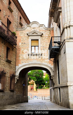 Casa de la Villa e Plaza de la Villa, Madrid, Spagna. Maggio 2018 Foto Stock