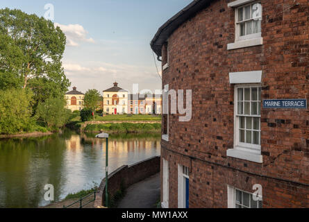 Vista sul fiume Severn dal ponte di inglese a Shrewsbury Foto Stock