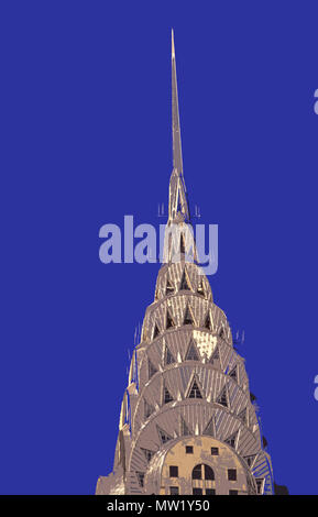 Chrysler Building, di acciaio inossidabile o vertice Art Deco crown e cuspide (reso in PS, illustrazione), da William Van Alen (1928-30), New York, NY, Foto Stock