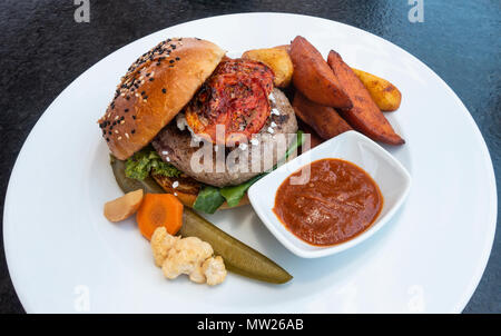 Una speciale burger piatto in Antonia Bistro in San Miguel De Allende, Messico Foto Stock