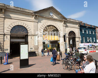 Il mercato hall edificio costruito 1859, Salisbury, Wiltshire, Inghilterra, Regno Unito Foto Stock