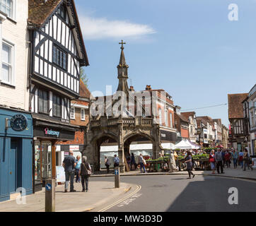 Croce di mercato noto come croce di pollame, Salisbury, Wiltshire, Inghilterra, Regno Unito Foto Stock