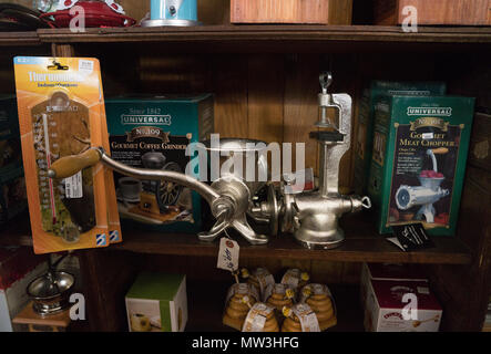 Washburn's General Store in Bostic, North Carolina è stato istituito nel 1831 e si trova sul Registro Nazionale dei Luoghi Storici. Maggio 26, 2018 Foto Stock