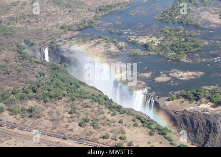 Victoria Falls cascate di riprese aeree da elicottero Foto Stock