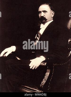 . Inglese: Francisco Indalecio Madero, Presidente del Messico Español: Francisco Indalecio Madero, Presidente de México Nāhuatl: Francisco Indalecio Madero, Mēxihco Tlahtohcātēīxiptla . 1913. (Sconosciuto) 385 Presidente Francisco Indalecio Madero Foto Stock