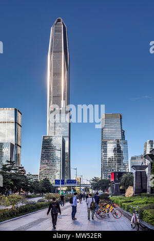 Cina, città di Shenzhen, Shenzhen Pingan Tower, quartiere di Futian Foto Stock
