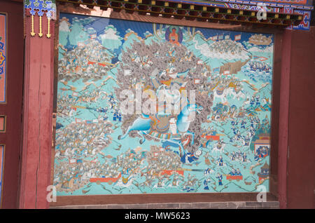 . Français : Peinture bouddhique guerrière au Dazhao Temple de Hohhot en Mongolie-Intérieure. Su y voit le Bouddha Amitābha en haut au centre, et une scène de bataille où une figura guerrière à Cheval (pourrait être Daychin tengry) est entourée de combattants à dos de chevaux et éléphants blancs et d'autres dans des carri munis de lance, de fusils et de Bannières comportant onu croissant, combattant contre des ennemis utilisant lance et canonici. Inglese: la vernice del tempio Dazhao a Hohhot nella Mongolia interna. Siamo in grado di vedere a uppercenter, Buddha Amitābha. Questa è una scena di battaglia con un grande w Foto Stock