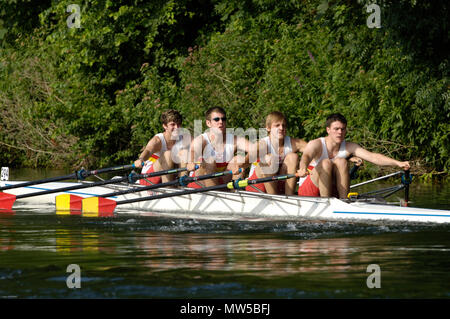 Henley, Gran Bretagna. Venerdì 30/06/2006 Henley Royal Regatta, visualizzare M4X Tideway Scullers School, Henley raggiungere, Inghilterra 08/07/2007 [© Pietro sperone Foto Stock