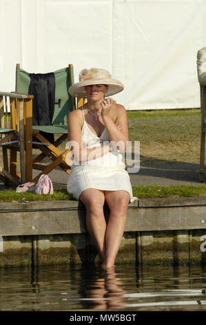 Henley, Gran Bretagna. Sabato 01/07/2006 Henley Royal Regatta, visualizzazione degli spettatori, nel contenitore di steward, Henley raggiungere, INGHILTERRA © Peter SPURRIER, Foto Stock