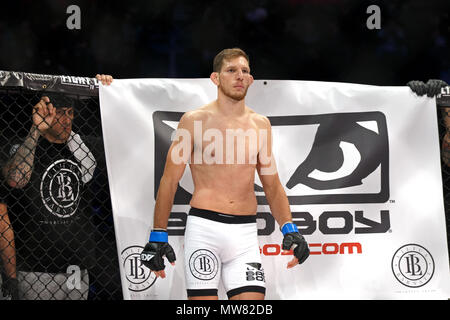 Luca Barnatt, British Mixed Martial artista ed ex Ultimate Fighting Championship (UFC) fighter, a ACB 54 in Manchester, UK. Campionato assoluto Berkut, arti marziali miste, MMA lotta. Foto Stock