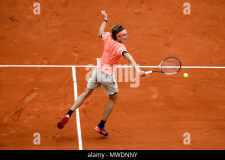 Parigi, Francia. Il 1 giugno, 2018. Alexander Zverev della Germania durante il suo terzo round singles corrisponde al giorno 6 al 2018 francesi aperti a Roland Garros. Credito: Frank Molter/Alamy Live News Foto Stock