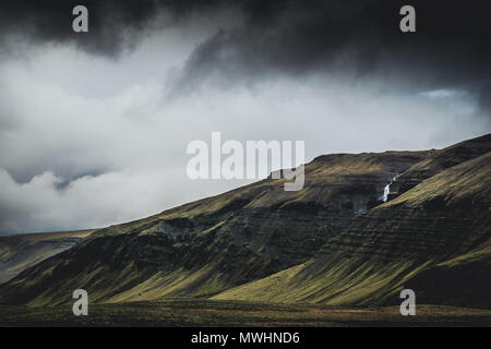 Un paesaggio tipico nelle lingue islandese Highlands. Foto Stock