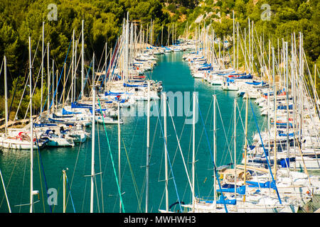 Calanque de porto miou - fiordo vicino al villaggio di Cassis in Provenza in Francia Foto Stock