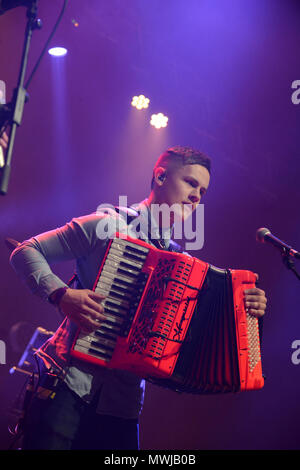 Ho-Ro folk scozzese tradizionale Ceilidh band a giocare alle Shetland Folk Festival nel 2018 Foto Stock