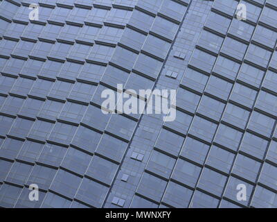 Edificio per uffici finestre in vetro Foto Stock