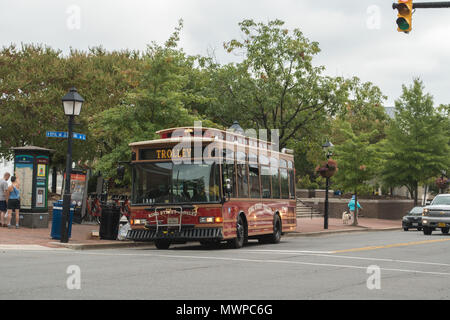 Passeggiando per Alexandria, Virginia, al di fuori di Washington DC e il fiume Potomac. La nautica paradise, New Scenic 5 posti e la vita attiva sull'acqua. La pace. Foto Stock