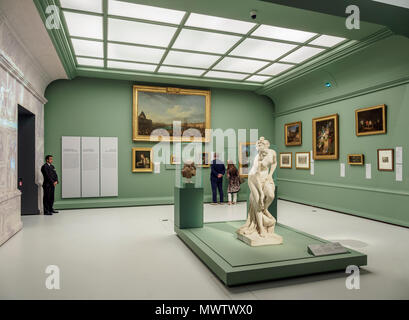 Il museo del Louvre, interno, Abu Dhabi, Emirati Arabi Uniti, Medio Oriente Foto Stock