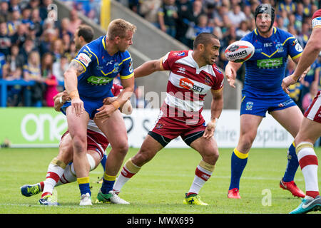 Warrington, Regno Unito. 2 Giugno 2018. Il Wigan Warriors Thomas Leuluai in azione durante la partita di oggi 2 giugno 2018 , la Halliwell Jones Stadium, Warrington, Inghilterra; Quarti di Finale Ladbrokes Challenge Cup, Warrington lupi v Wigan Warriors; Credito: News immagini /Alamy Live News Foto Stock