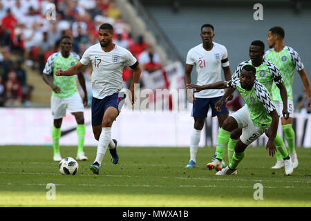 Lo stadio di Wembley, Londra, Regno Unito. 2° giu, 2018. Ruben Loftus - Guancia di Inghilterra (17) in azione.Partita internazionale di calcio amichevole, Inghilterra v Nigeria allo Stadio di Wembley a Londra il Sabato 2 Giugno 2018. Questa immagine può essere utilizzata solo per scopi editoriali. Solo uso editoriale, è richiesta una licenza per uso commerciale. Nessun uso in scommesse, giochi o un singolo giocatore/club/league pubblicazioni. pic da Andrew Orchard//Andrew Orchard fotografia sportiva/Alamy Live news Foto Stock