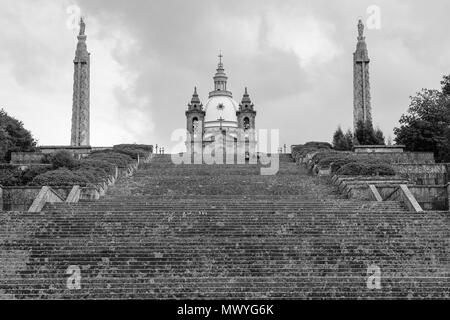 Visualizza le fasi fino al Santuario di Nostra Signora di Sameiro a Braga, Portogallo Foto Stock