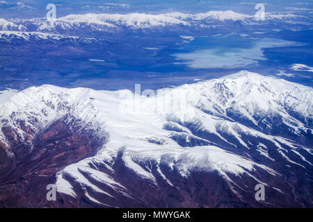 Montagna di neve linea, Hindustan, Afghanistan Foto Stock