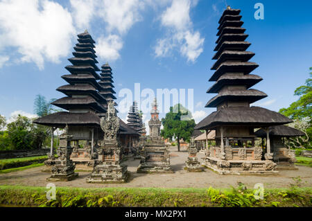 Grandi pagode, sacro tempio di Pura Penetaran Agung Besakih, Induismo Balinese, Banjar Besakih Bali, Indonesia Foto Stock