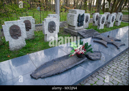 Cimitero di Guerra su un luogo di Wartownia nr 5 (Guardiola n. 5) di ex Wojskowa Skladnica Tranzytowa (Militare Polacco deposito di transito) stabiliti durante Foto Stock