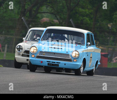 Contrassegnare Sumpter, Ford Cortina Lotus, Maestri pre-66 touring cars, Maestri storica festa, Brands Hatch, domenica 27 maggio 2018, Brands Hatch, classic ca Foto Stock