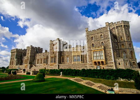 Londra, Regno Unito. 16 Maggio, 2018. Il castello di Windsor e vicino al London Credit: Alexandr Gusev/Pacific Press/Alamy Live News Foto Stock