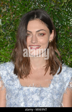 Malibu, ca. 02Giugno, 2018. Phoebe Tonkin a Chanel la cena per celebrare il nostro maestoso gli oceani, un beneficio per NRDC a residenza privata su Giugno 2, 2018 in Malibu, California. Credito: Koi Sojer/Snap'n u foto/media/punzone Alamy Live News Foto Stock