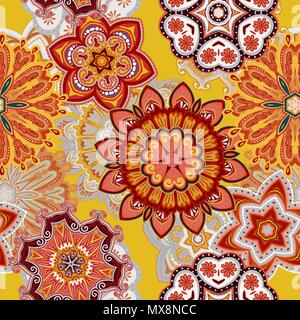 Mandala Seamless pattern per la stampa su tessuto o carta. Disegnata a mano sullo sfondo. Colorate e luminose stampa. Illustrazione Vettoriale