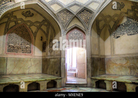 Bath House all'interno di Karim Khan complesse o Zand castello nel centro antico di Shiraz in Iran Foto Stock