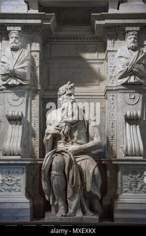Roma, Italia, il Mosè di Michelangelo sulla tomba di papa Giulio II in San Pietro in Vincoli (San Pietro in Vincoli) Foto Stock
