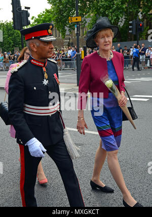 Londra, UK, 3° giu, 2018 London Bridge attacco terroristico primo anniversario. Credito: JOHNNY ARMSTEAD/Alamy Live News Foto Stock