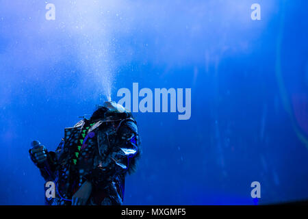 Toronto, Canada. 03 giugno 2018. Yeah Yeah Yeahs cantante Karen O. La band ha messo in evidenza la Gita Music & Arts Festival di Toronto, Canada. Credito: topconcertphoto/Alamy Live News Foto Stock