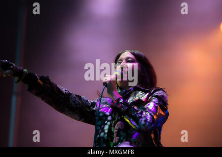 Toronto, Canada. 03 giugno 2018. Yeah Yeah Yeahs cantante Karen O. La band ha messo in evidenza la Gita Music & Arts Festival di Toronto, Canada. Credito: topconcertphoto/Alamy Live News Foto Stock