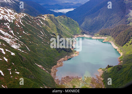 Gletschersee am Mendenhall-Gletscher, Juneau, Alaska, Nordpazifik, STATI UNITI D'AMERICA | lago glaciale a Mendenhall Glacier, Alaska, Pacifico del Nord, STATI UNITI D'AMERICA Foto Stock