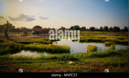 Vista panoramica di Bkonni villaggio di Hausa persone vicino a Tahoua, Niger Foto Stock