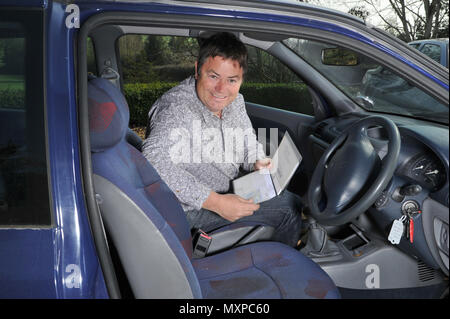 Wheeler Dealer il presentatore TV Mike Brewer Foto Stock