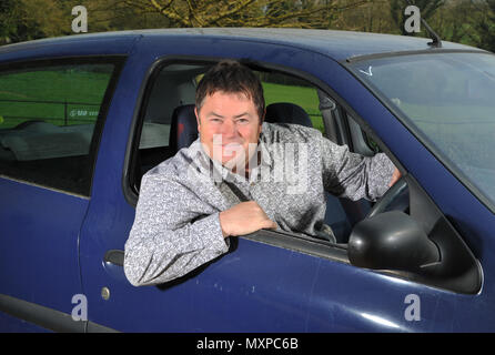 Wheeler Dealer il presentatore TV Mike Brewer Foto Stock