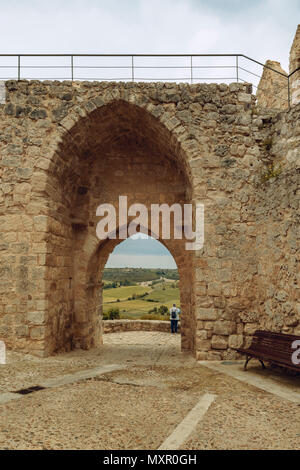 Porta di ingresso della parete alla città di Urueña, uno dei più bei villaggi in Spagna, Valladolid, Europa Foto Stock