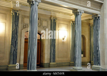 Rotunda in Saskatchewan Legislative Building, Regina, Saskatchewan, Canada. Foto Stock