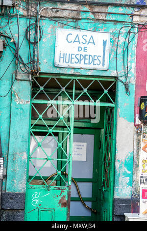 Città del Messico, ispanico Latino etnico latino, messicano, Buenavista, quartiere, dilapidato, pensione case, esterni Foto Stock