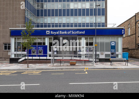 The Royal Bank of Scotland su Hamilton Road a Motherwell e ancora aperto per il business come di giugno 2018 Foto Stock