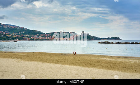 Golfo dei poeti Lerici in una giornata di sole Vista Panoramica prese da San Terenzo - Ligure in Italia Foto Stock