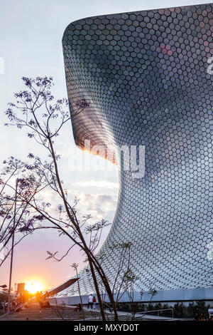 Città del Messico, ispanico, messicano, Colonia Granada, Plaza Carso, Museo Soumaya Museum Carlos Slim collezione d'arte privata, esterno esterno Foto Stock